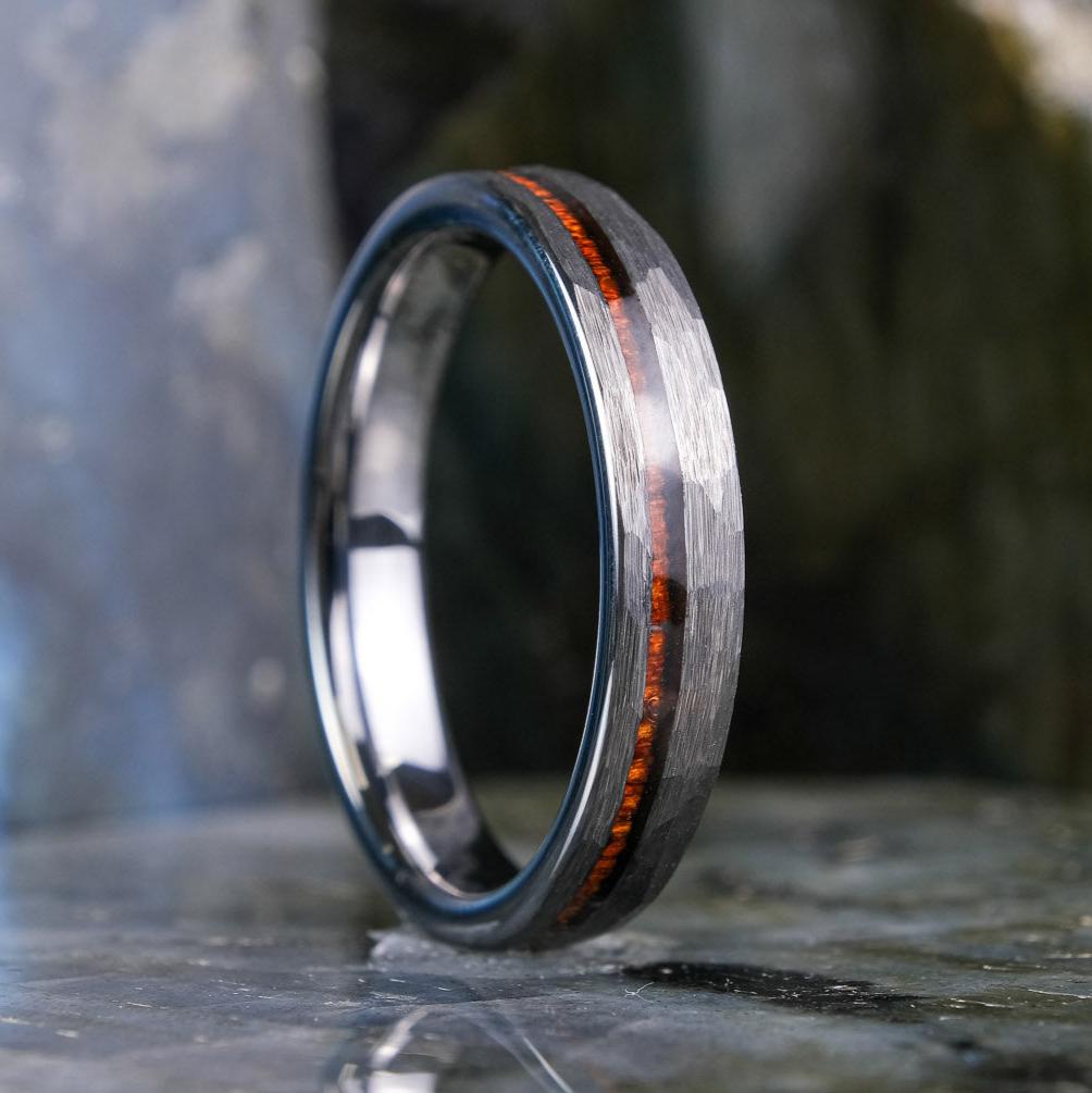 Koa Wood Stripe / Hammered Silver - 4mm