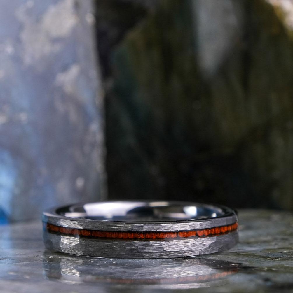 Koa Wood Stripe / Hammered Silver - 4mm