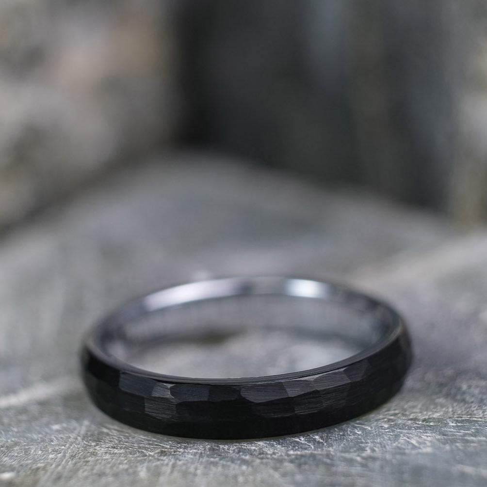 Black Hammered / Silver Interior - 4mm
