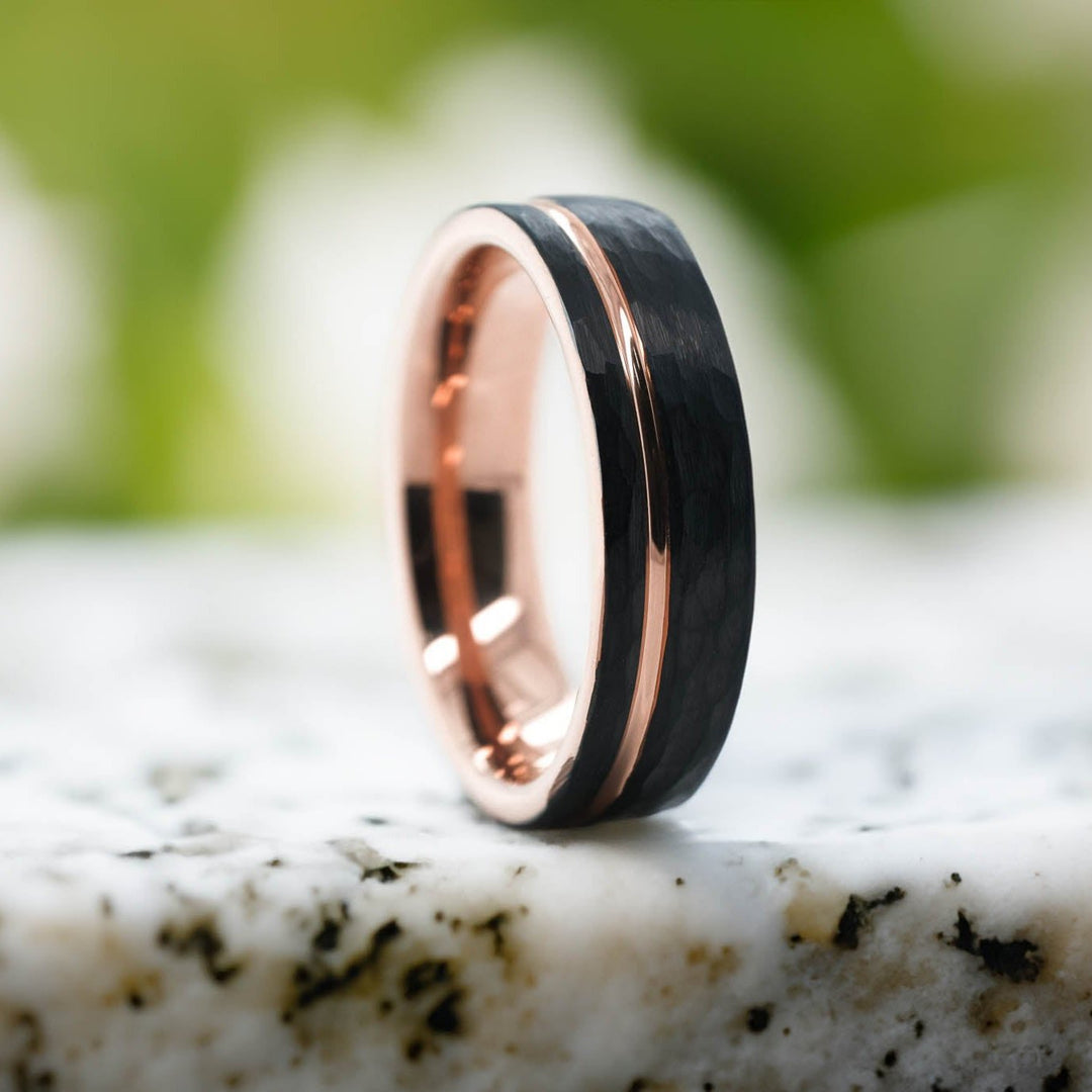 Hammered Black Band / Rose Gold Stripe - 6mm
