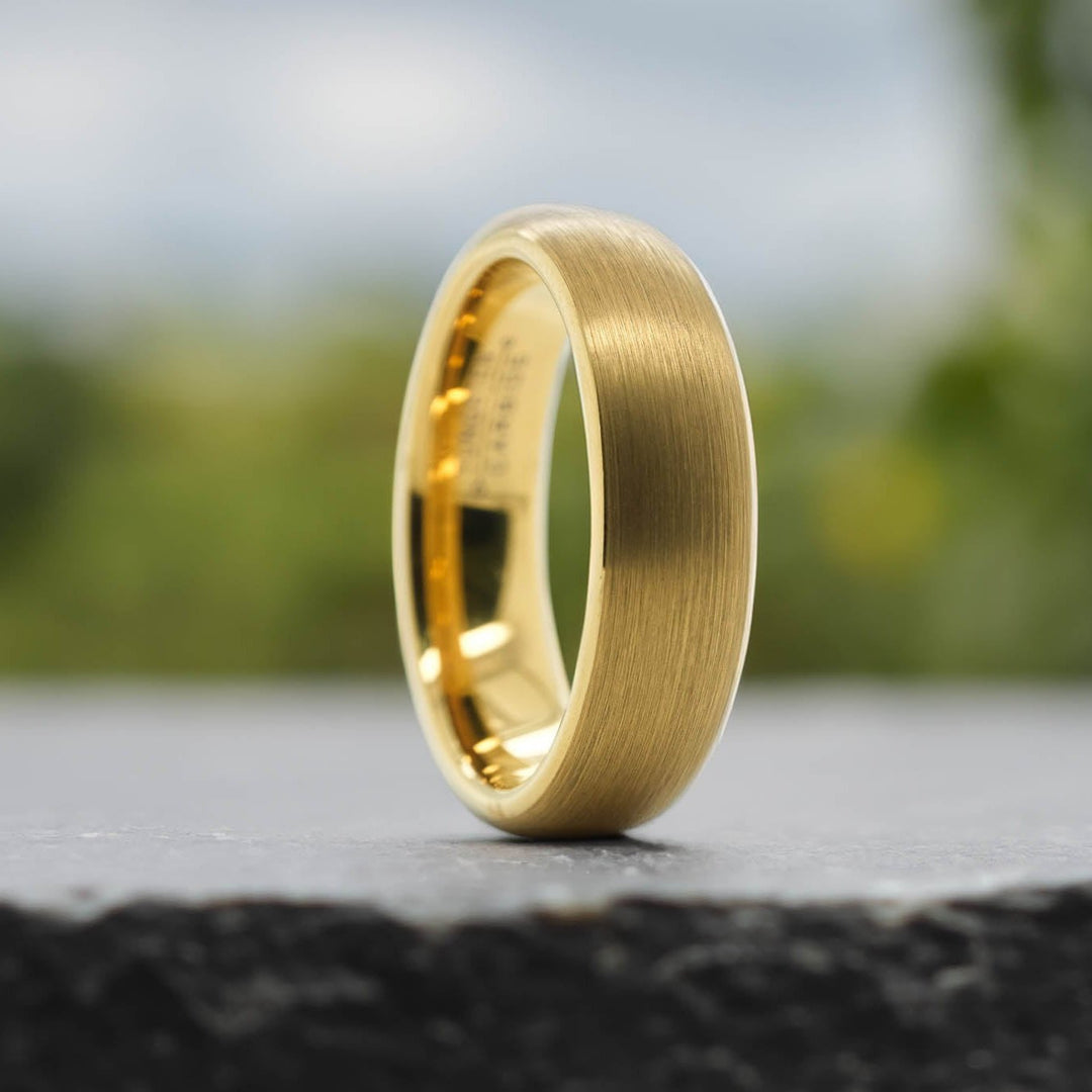 Classic Brushed Gold Tungsten Carbide Unisex Band - 6mm