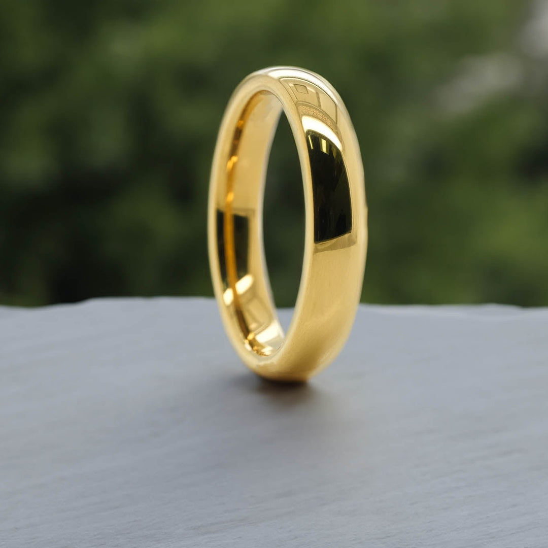 High Polished Yellow Gold - 4mm