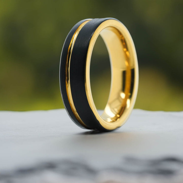 Black Brushed / Yellow Gold Stripe & Interior - 6mm