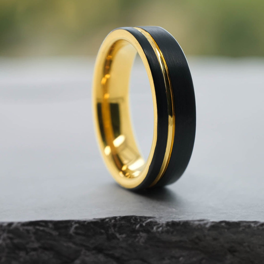 Black Brushed / Yellow Gold Stripe & Interior - 6mm