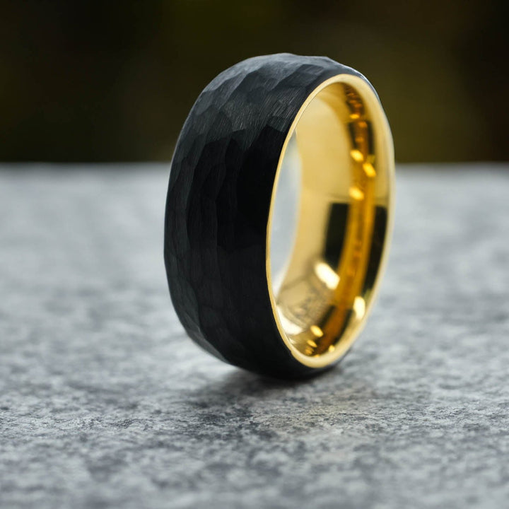 Black Hammered / Yellow Gold Interior - 8mm