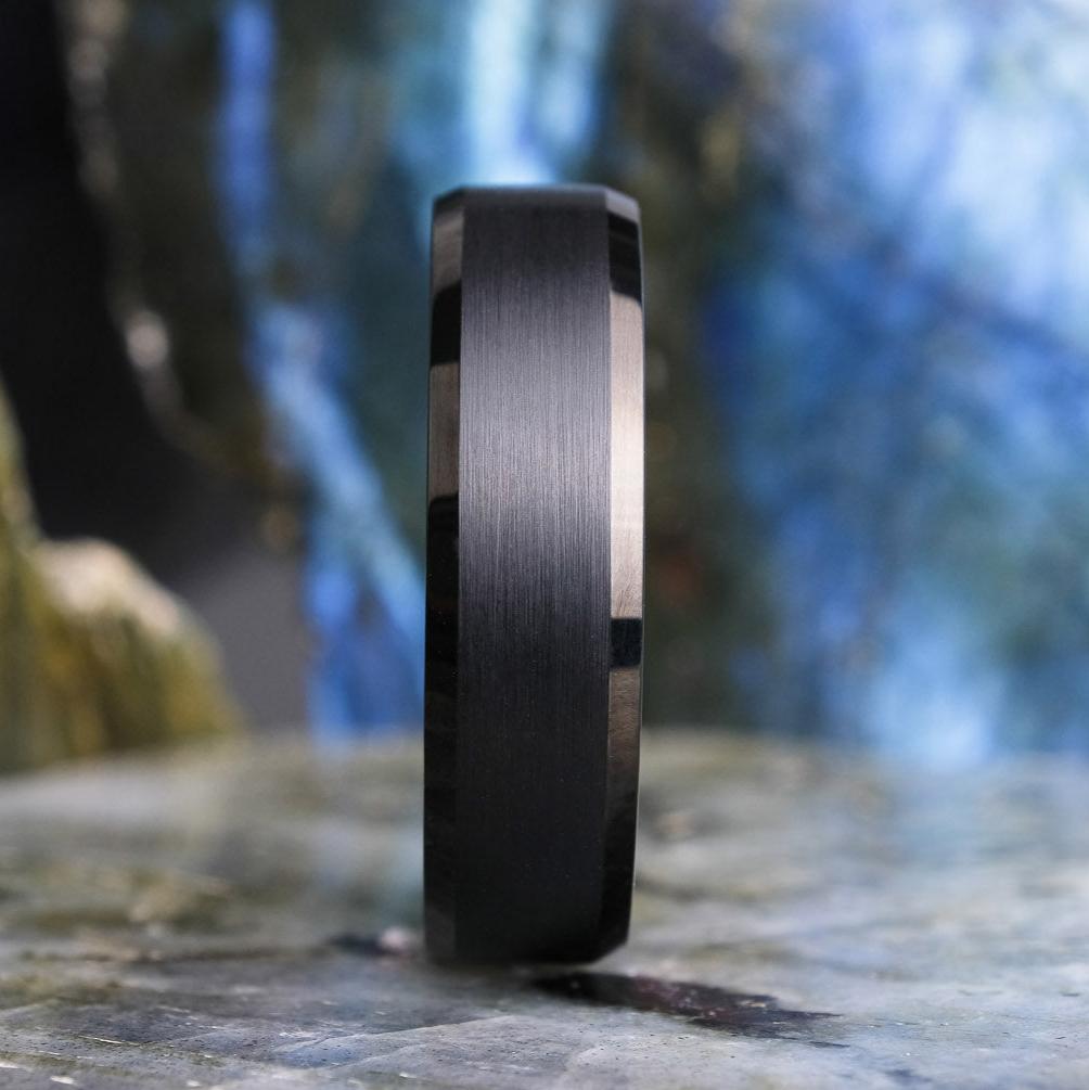 Black Brushed / Polished Red Interior - 6mm