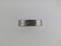 6mm HAMMERED Silver* Tungsten Carbide Unisex Band With Stripe