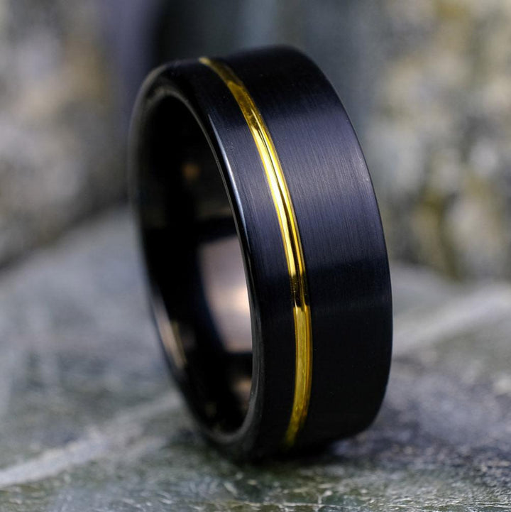 Black Brushed / Yellow Gold Stripe 8mm