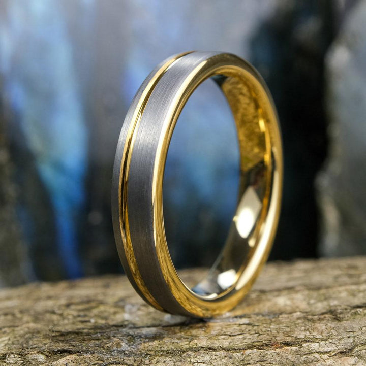 Silver Brushed - Yellow Gold Stripe & Interior - 4mm