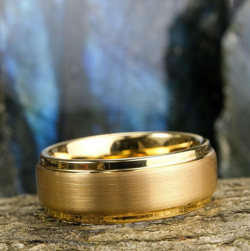 Yellow Gold Beveled Edge - 8mm