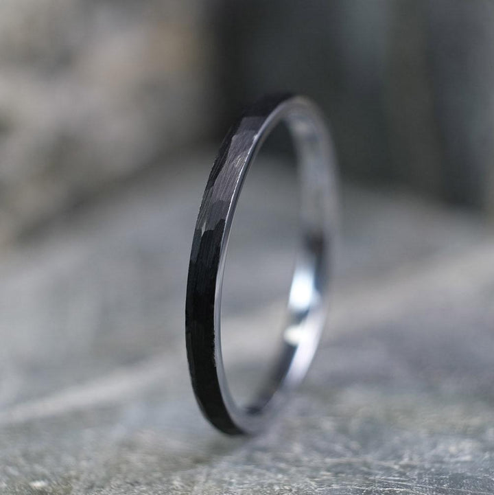 Black Hammered / Silver Interior - 2mm