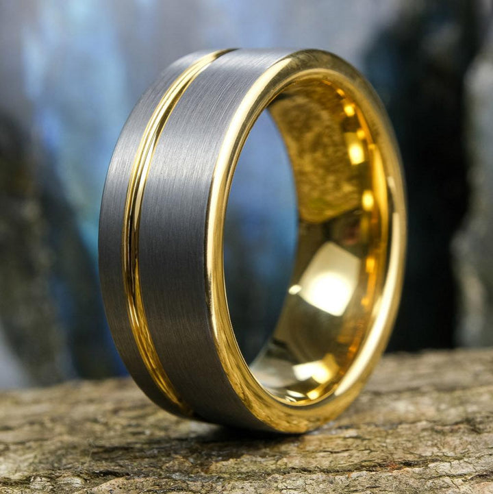 Silver Brushed - Yellow Gold Stripe & Interior - 8mm