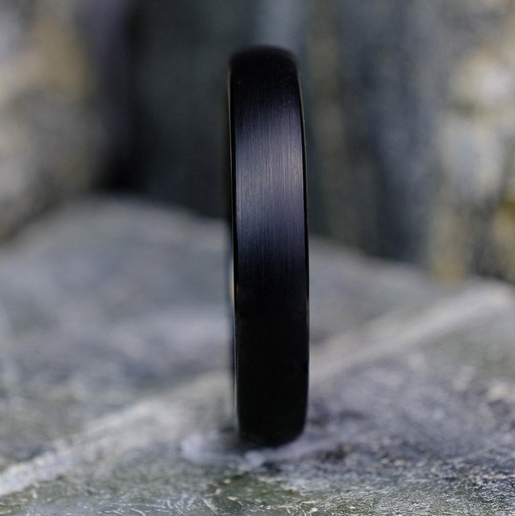 Classic Brushed Black Band - 4mm