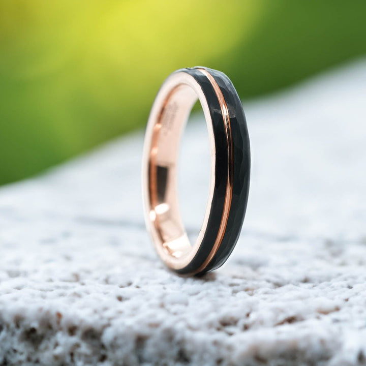 Rounded Hammered Black Band / Rose Gold Stripe - 4mm