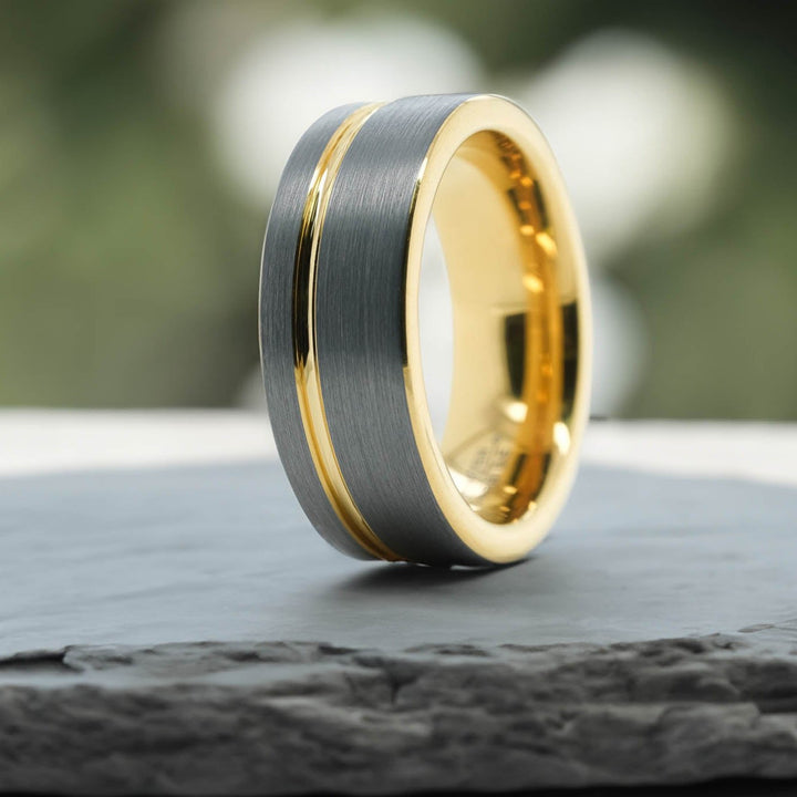 Silver Brushed - Yellow Gold Stripe & Interior - 8mm