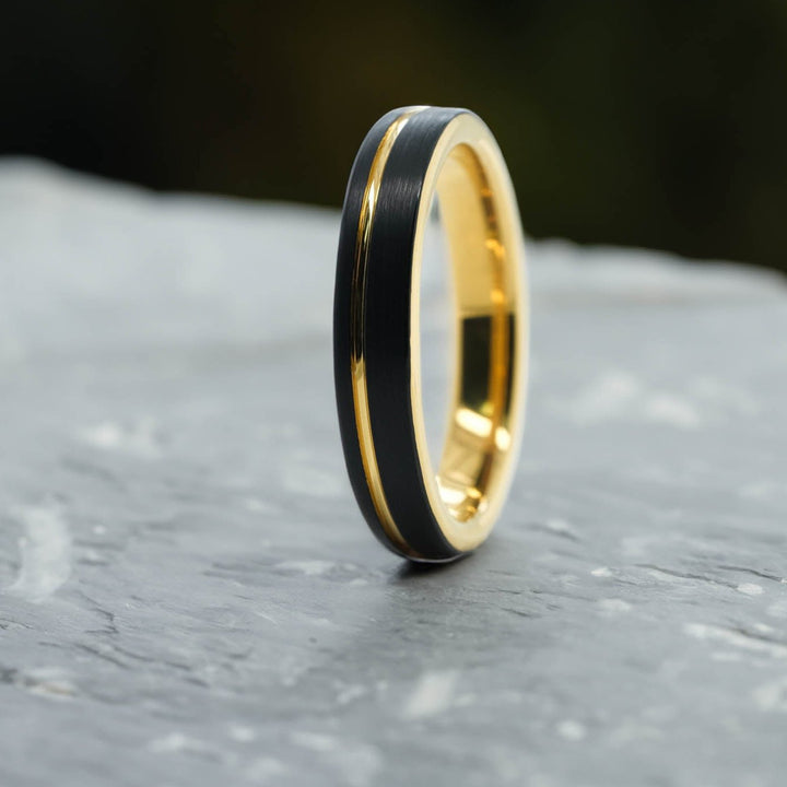 Black Brushed / Yellow Gold Stripe & Interior - 4mm