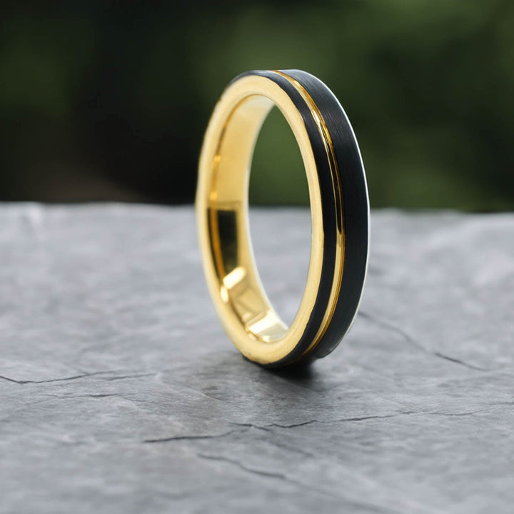 Black Brushed / Yellow Gold Stripe & Interior - 4mm