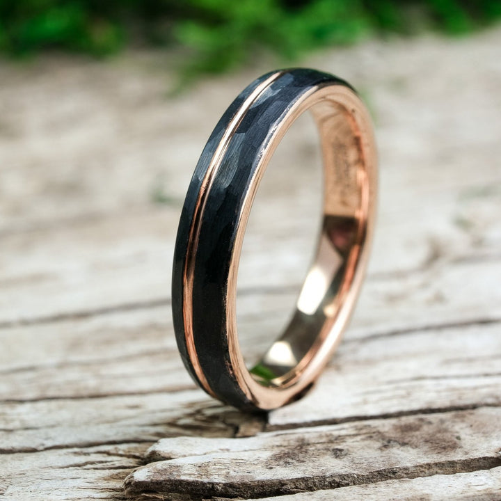 Rounded Hammered Black Band / Rose Gold Stripe - 4mm