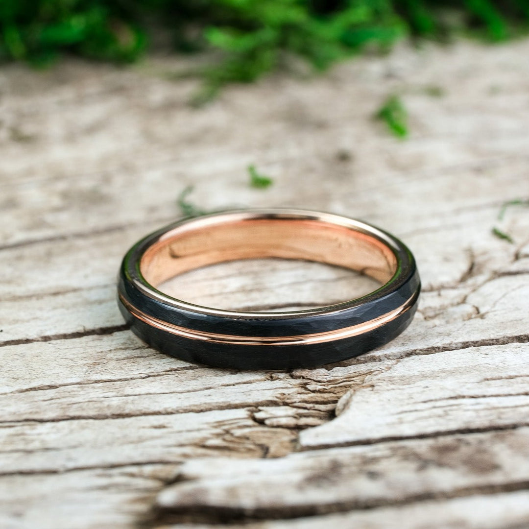 Rounded Hammered Black Band / Rose Gold Stripe - 4mm