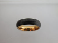 6mm HAMMERED Black Tungsten Carbide Unisex Band With Yellow Gold* Interior