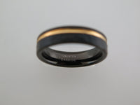 6mm HAMMERED Black* Tungsten Carbide Unisex Band with Yellow Gold* Stripe